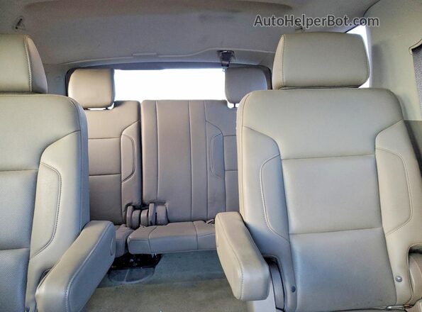 1GNSKCKC2HR375138 2017 CHEVROLET TAHOE White Սալոնի հետևի տեսք