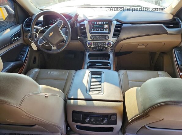 1GNSKCKC4JR351655 2018 CHEVROLET TAHOE Белый Вид панели приборов