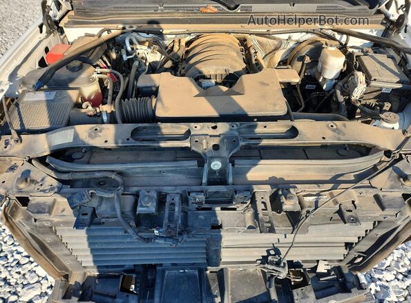 1GNSKCKC4JR351655 2018 CHEVROLET TAHOE Белый Вид подкапотного пространства