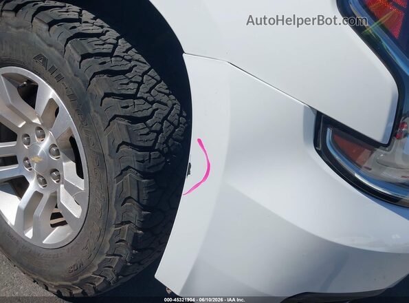 1GNSKEEC8LR128741 2020 CHEVROLET TAHOE White Widok wnętrza z tyłu