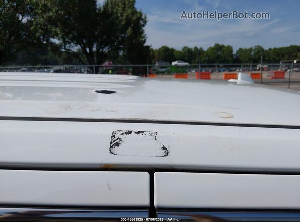 1GNSKFEC0JR353657 2018 CHEVROLET TAHOE White 