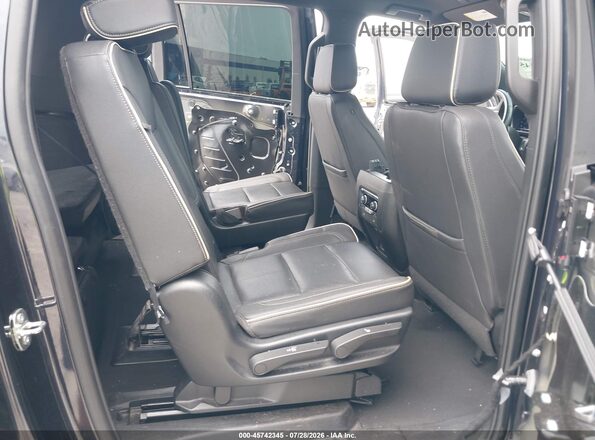 1GNSKFKD1PR421437 2023 CHEVROLET SUBURBAN Gray Vista de la etiqueta del VIN