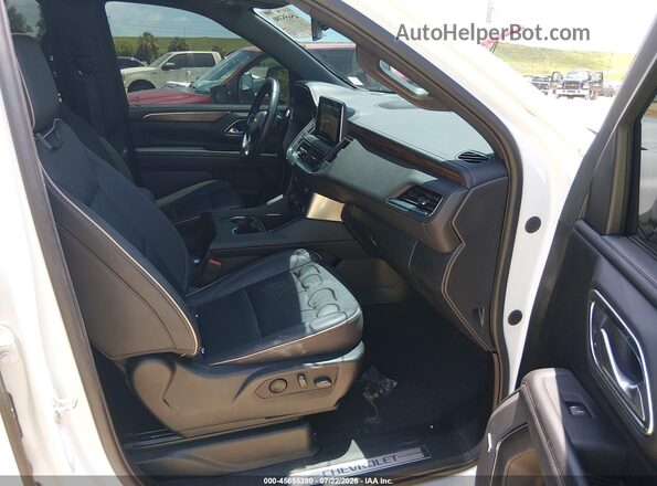 1GNSKFKD7PR388444 2023 CHEVROLET SUBURBAN White Front interior view