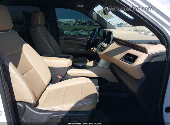 1GNSKFKDXPR123176 2023 CHEVROLET SUBURBAN White Widok wnętrza z przodu