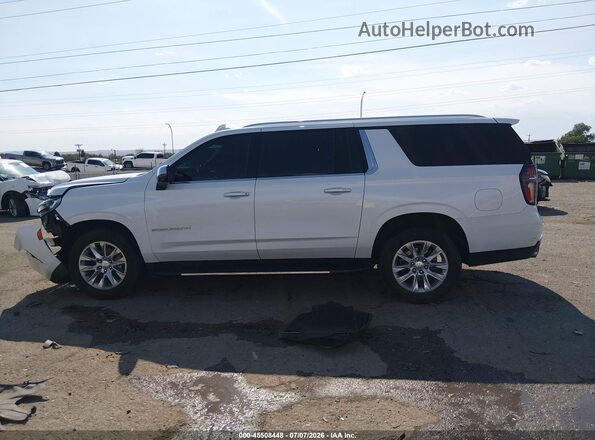1GNSKFKDXPR123176 2023 CHEVROLET SUBURBAN White Widok wnętrza 360 stopni