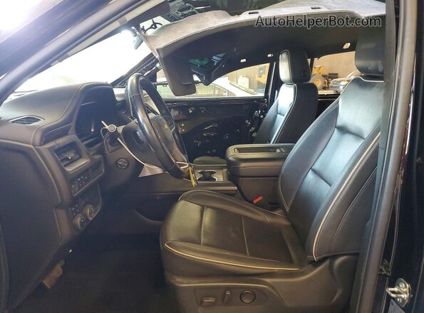 1GNSKFKDXPR254303 2023 CHEVROLET SUBURBAN Черный Вид салона спереди