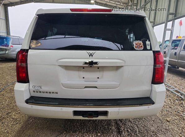 1GNSKGKC9HR329796 2017 CHEVROLET SUBURBAN White Rear view