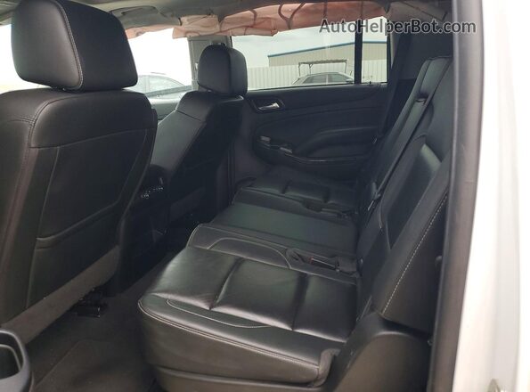 1GNSKHKC0LR268448 2020 CHEVROLET SUBURBAN White Rear interior view