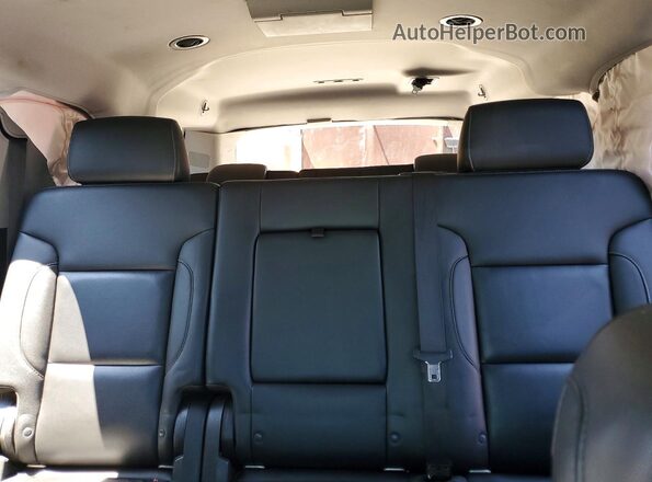 1GNSKHKC5JR232400 2018 CHEVROLET SUBURBAN Black Հետևի նստատեղերի տեսք