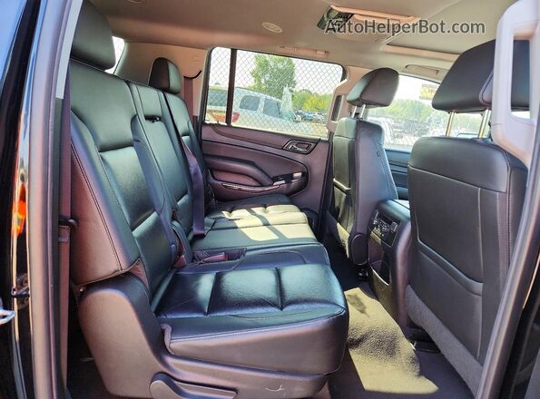 1GNSKHKC6LR136598 2020 CHEVROLET SUBURBAN Black Widok wnętrza z tyłu