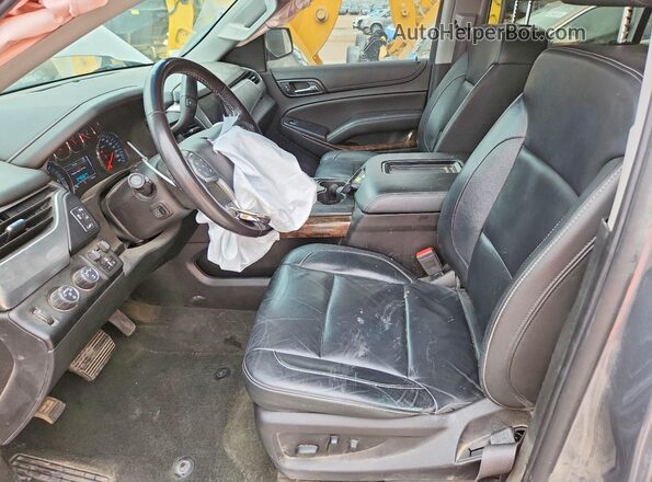 1GNSKHKC7JR265849 2018 CHEVROLET SUBURBAN Gray Front interior view