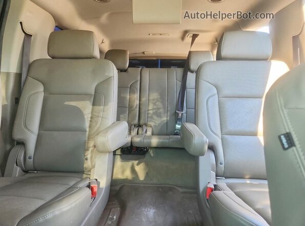 1GNSKJKC3JR320773 2018 CHEVROLET SUBURBAN Black უკანა სავარძლების ხედი