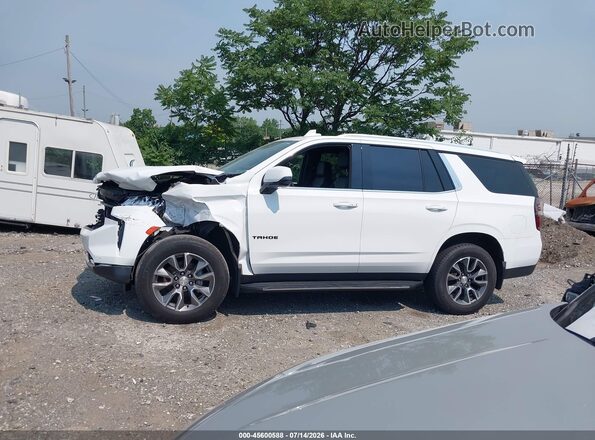 1GNSKNKD4MR314159 2021 CHEVROLET TAHOE White Widok wnętrza 360 stopni