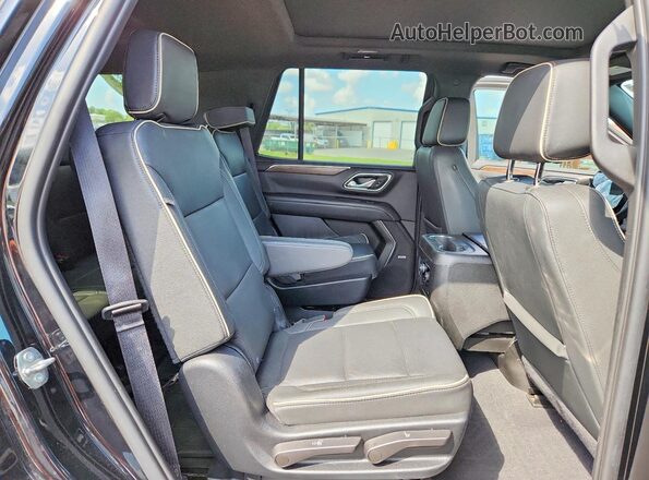1GNSKSKD9PR326732 2023 CHEVROLET TAHOE Black Vista interior trasera