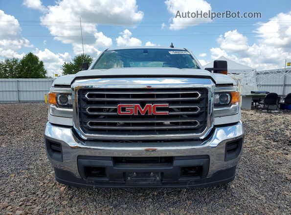 1GT12REG1JF178104 2018 GMC SIERRA White წინა ხედი