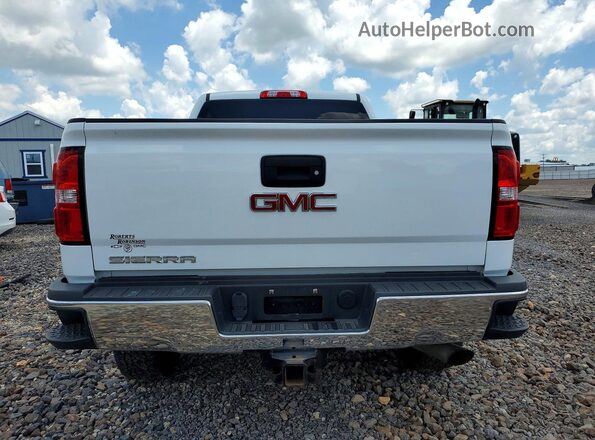 1GT12REG1JF178104 2018 GMC SIERRA White უკანა ხედი