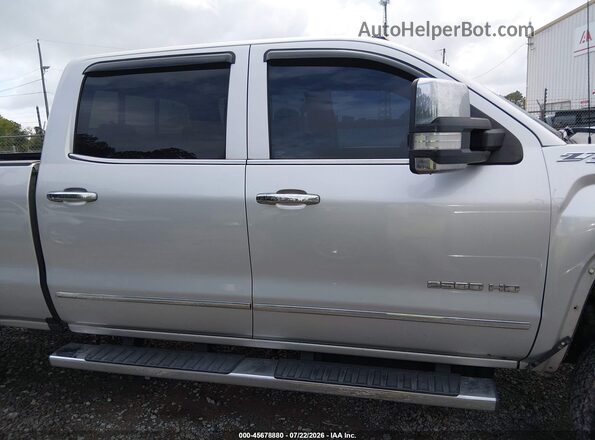 1GT12TE80GF256449 2016 GMC SIERRA Silver 360 interior view
