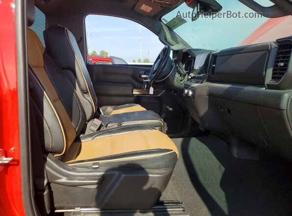 1GT3UTE71SF220949 2025 GMC SIERRA Red Vista interior delantera
