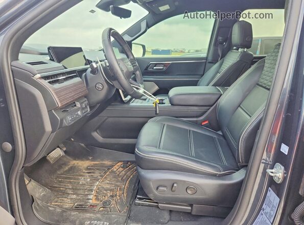 1GT40LEL4SU410995 2025 GMC SIERRA Black Вид салону спереду