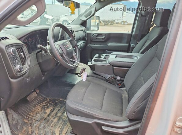 1GT49LEY1RF462357 2024 GMC SIERRA White Դիմացի տեսք