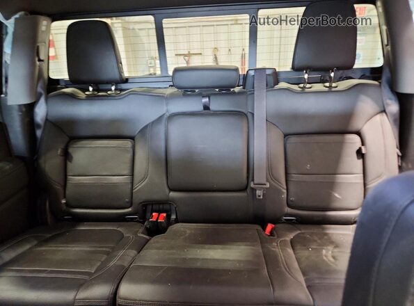 1GT49RE77NF354880 2022 GMC SIERRA White უკანა სავარძლების ხედი