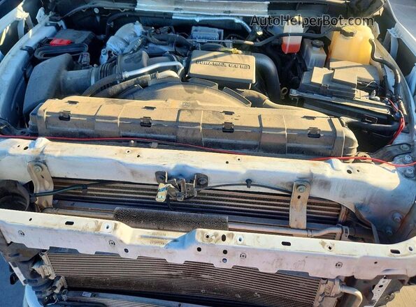 1GT49REY5LF341650 2020 GMC SIERRA White Вид задньої частини салону