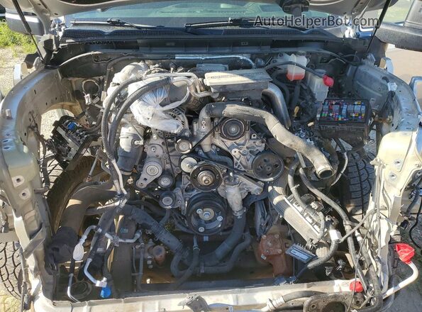 1GT49REY9LF264510 2020 GMC SIERRA Silver Widok wnętrza z tyłu