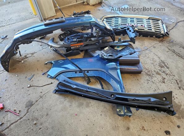 1GT4UREYXSF352463 2025 GMC SIERRA Blue Engine compartment view