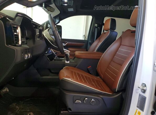 1GT4UXEYXSF203488 2025 GMC SIERRA White წინა სალონის ხედი