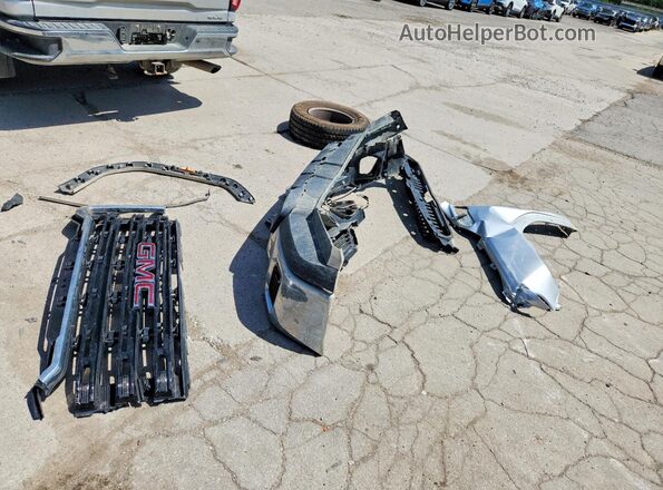 1GT59LE70NF229592 2022 GMC SIERRA Silver Widok komory silnika