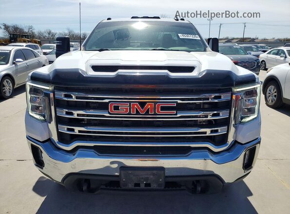 1GT59TEYXNF313170 2022 GMC SIERRA White Widok z przodu
