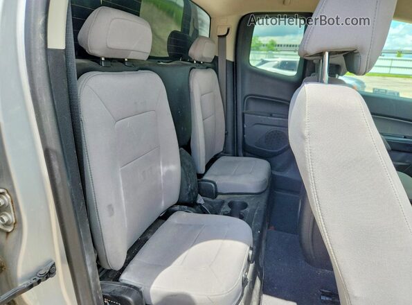 1GTH5BEA3L1204825 2020 GMC CANYON Silver Вид задніх сидінь