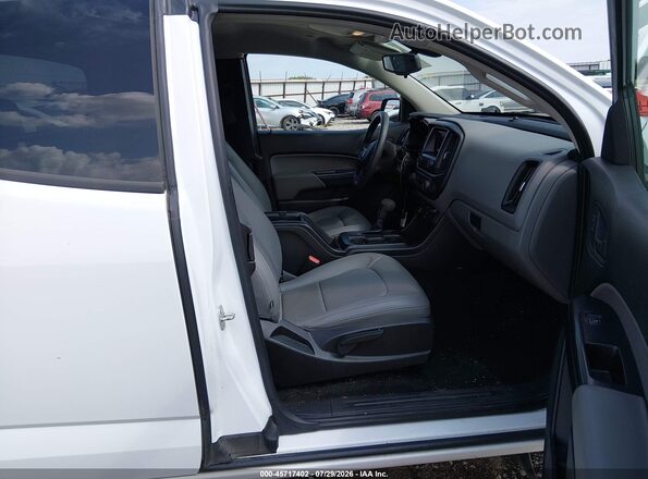 1GTH5BEA8G1346061 2016 GMC CANYON White Widok wnętrza z przodu