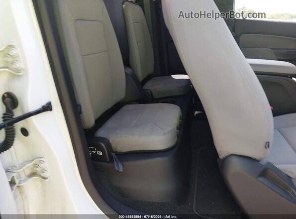1GTH5BEA9J1130596 2018 GMC CANYON White Widok naklejki z numerem VIN