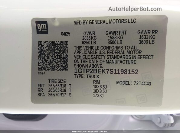 1GTP2BEK7S1198152 2025 GMC CANYON White Widok komory silnika