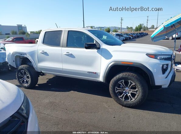1GTP2DEK5S1193009 2025 GMC CANYON White Панорамний вид салону 360°