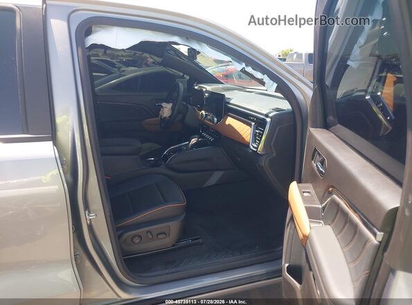 1GTP2DEKXS1204781 2025 GMC CANYON Gray Вид салону спереду