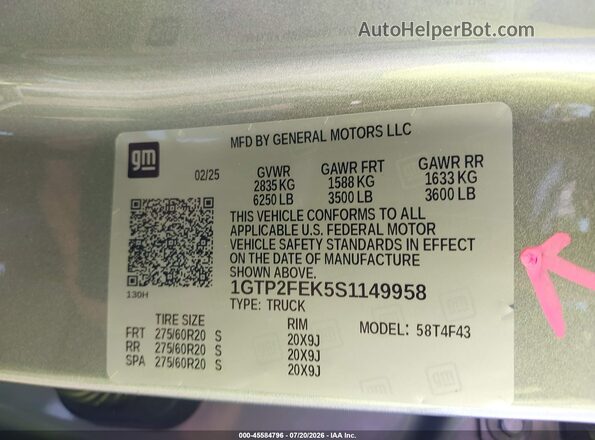 1GTP2FEK5S1149958 2025 GMC CANYON Gray Widok komory silnika
