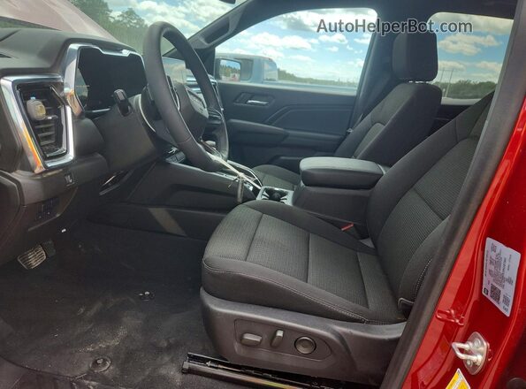 1GTP5BEK1R1187360 2024 GMC CANYON Red Вид салону спереду