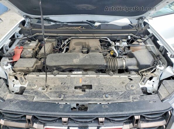 1GTP6EEK1R1127934 2024 GMC CANYON White უკანა სალონის ხედი