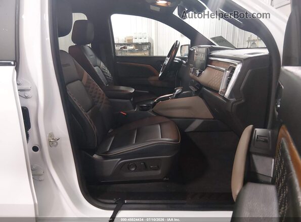 1GTP6FEK5P1129012 2023 GMC CANYON White Widok wnętrza z przodu