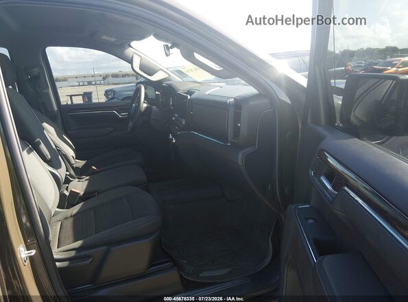 1GTPHCEK7PZ263966 2023 GMC SIERRA Brown Widok wnętrza z przodu