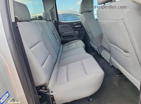 1GTR1LEC9HZ161561 2017 GMC SIERRA Silver Rear seats view