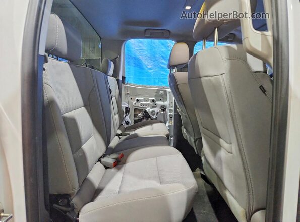 1GTV2LEC4JZ322108 2018 GMC SIERRA White Հետևի նստատեղերի տեսք