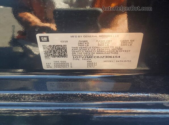 1GTV2MEC0JZ306154 2018 GMC SIERRA Black Vista del compartimento del motor