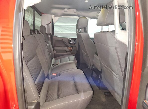 1GTV2MEC8JZ271895 2018 GMC SIERRA Красный Вид задних сидений