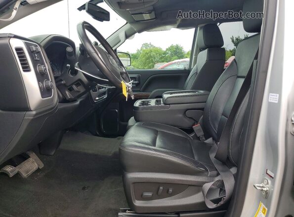1GTV2NEC2JZ330901 2018 GMC SIERRA Серебряный Вид салона спереди