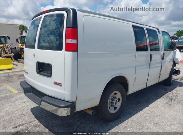 1GTW7AF75N1202303 2022 GMC SAVANA CARGO White Tył prawy