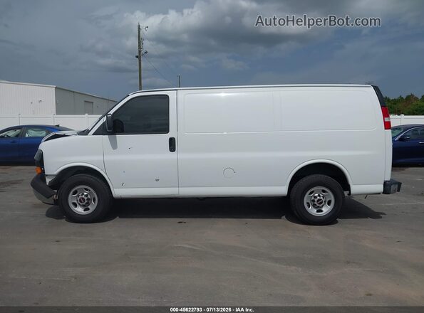 1GTW7AFF4H1908304 2017 GMC SAVANA 2500 White Панорамний вид салону 360°