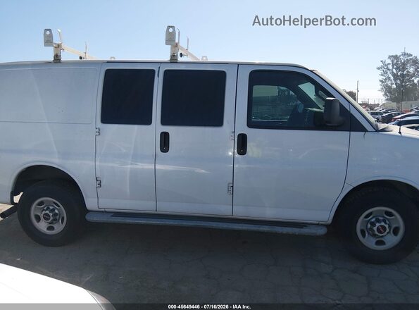 1GTW7AFF5G1903224 2016 GMC SAVANA 2500 White Панорамний вид салону 360°